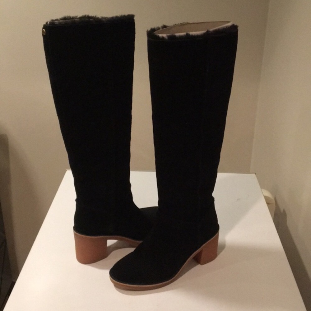 Ugg Kasen knee high black tall boots size 11
